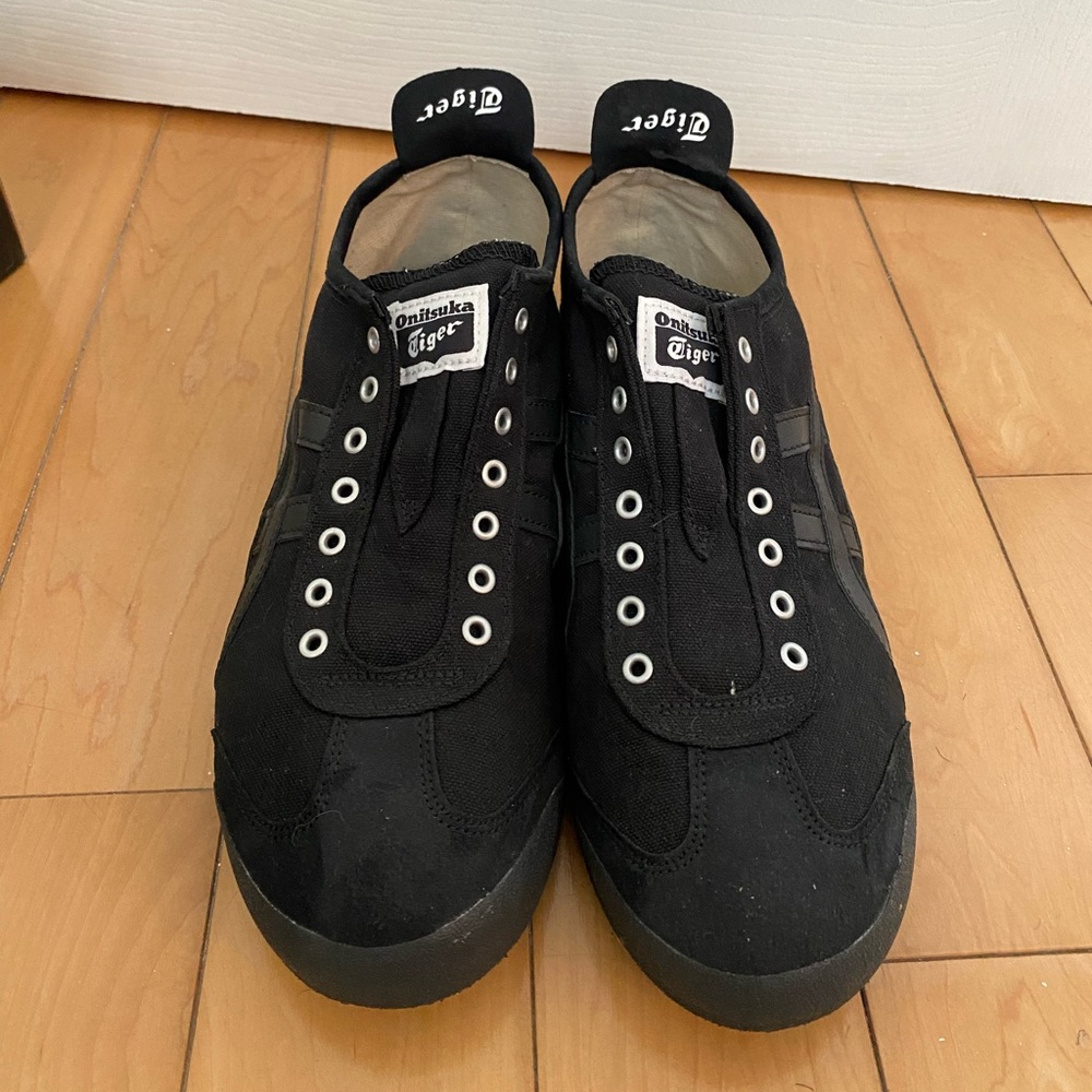 Onitsuka Tiger Black Sneakers